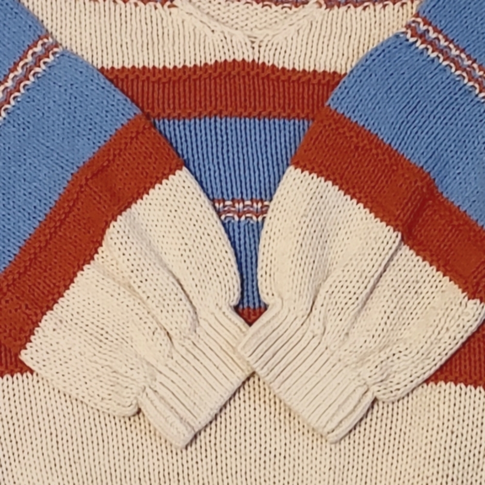 GORGEOUS SWEATER - Picture 6 of 7